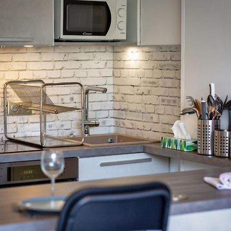 Olivia Studio Avec Place De Parking Rouen Exterior photo