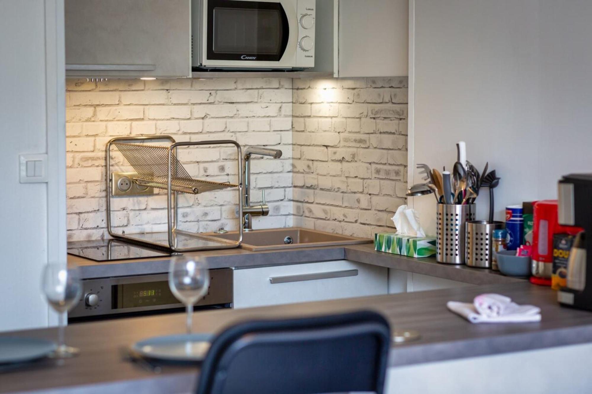 Olivia Studio Avec Place De Parking Rouen Exterior photo